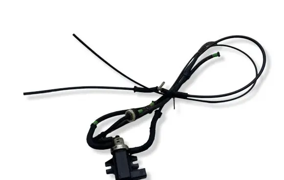 Audi A4 S4 B5 8D Turbo solenoid valve 1J0906627A