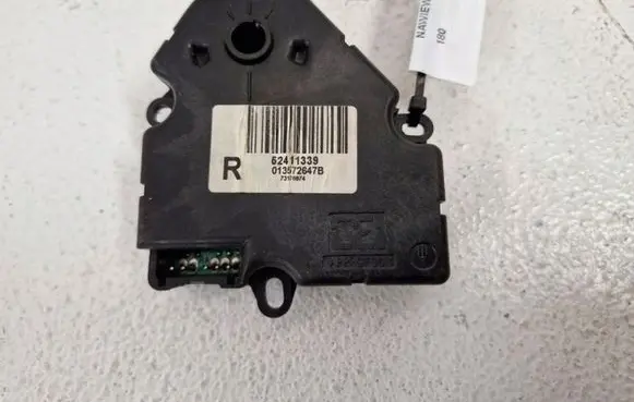 Chevrolet HHR A/C air flow flap actuator/motor 52411339