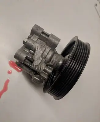 Chrysler Town & Country V Power steering pump 04593830AA