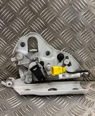 Audi Q7 4M Engine bonnet/hood hinges 4M0823302A 4M0823823