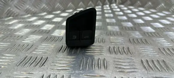 Volkswagen PASSAT B8 Tailgate opening switch 3G2867426
