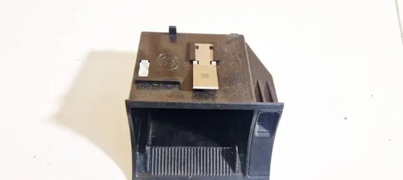 Car ashtray