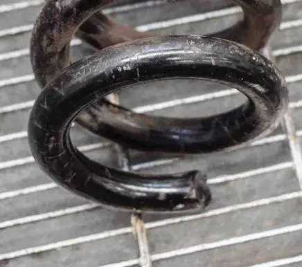 Land Rover Range Rover Velar Rear coil spring