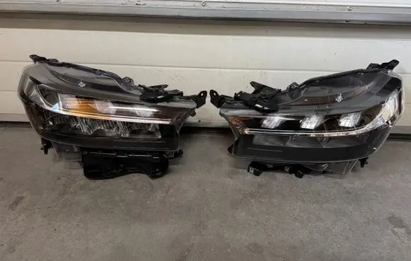 Suzuki SX4 S-Cross Headlights/headlamps set W6312