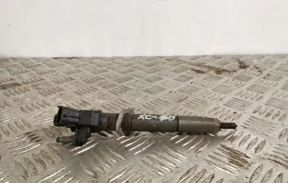 Volvo XC60 Fuel injector 31272690