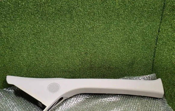 (A) pillar trim