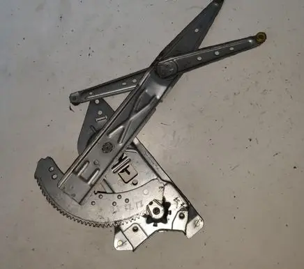Renault Kangoo I Front door manual window regulator 