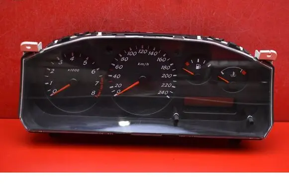 Nissan Primera Speedometer (instrument cluster) BE816