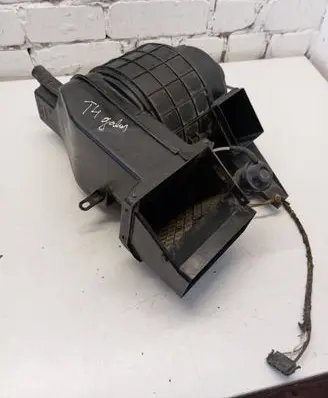 Volkswagen Transporter - Caravelle T4 Interior heater climate box assembly housing 703819996 701819021B