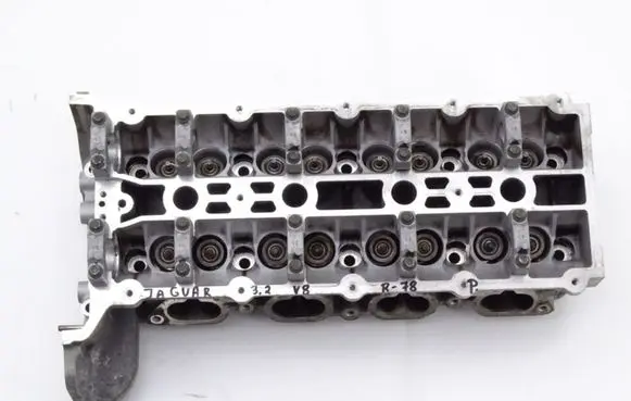 Jaguar XJ X308 Engine head 96JV-6C90-AF