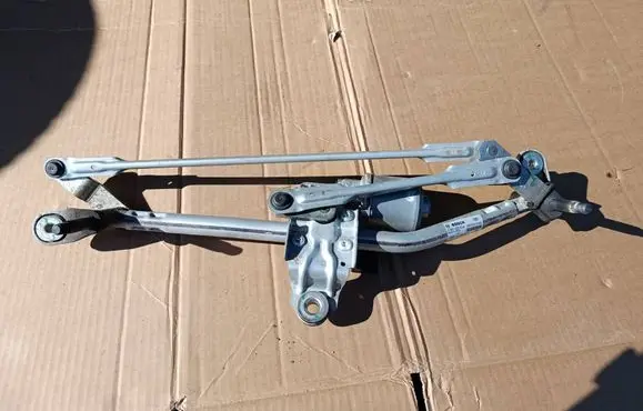 Audi A3 8Y Front wiper linkage and motor 8Y1955023B 339702201A 20221214