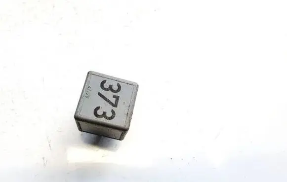 Volkswagen PASSAT B5.5 Other relay 8D0951253A V23154-B52-X301