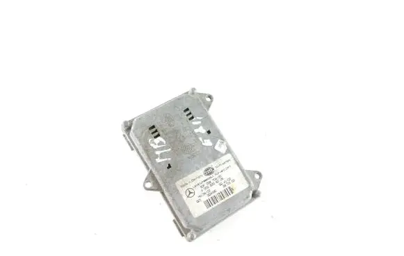 Mercedes-Benz CLS C219 Headlight ballast module Xenon A0028206026