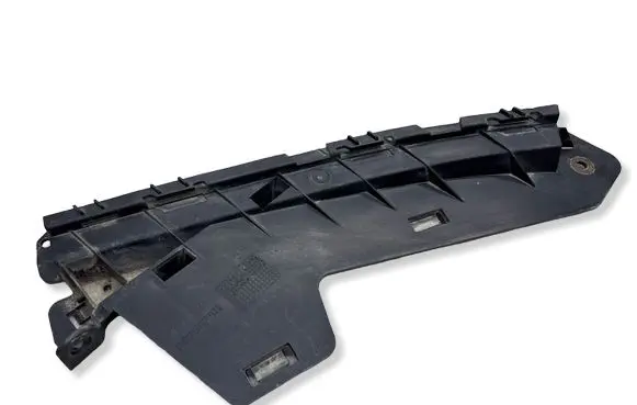 Volvo V70 Front bumper mounting bracket 30796388