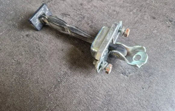 Fiat Fullback Rear door check strap stopper 