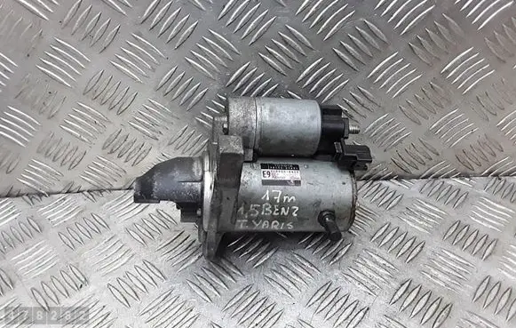 Toyota Yaris Starter motor 281000y091