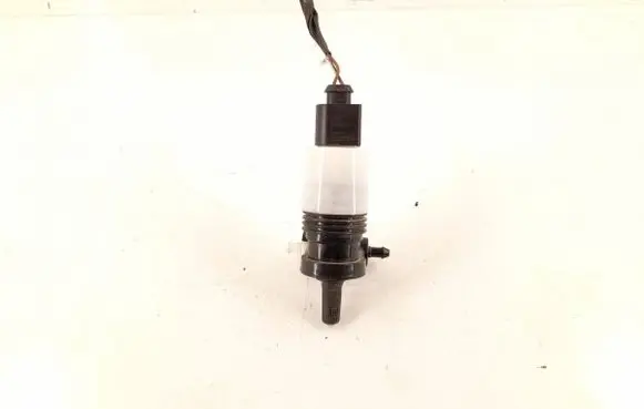 Mercedes-Benz GLK (X204) Windshield washer spray nozzle 1648690321 2048660521