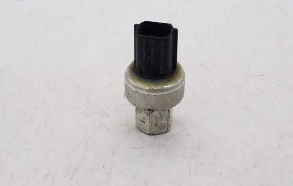 Air conditioning (A/C) pressure sensor
