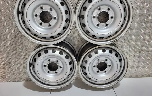 Hyundai Solati H350 R16 steel rim 