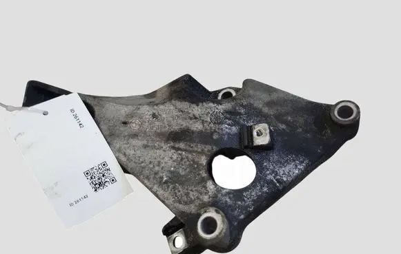 BMW 1 E81 E87 Engine mounting bracket 6775041 592901104