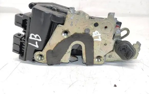 Peugeot 605 Rear door lock 091298B
