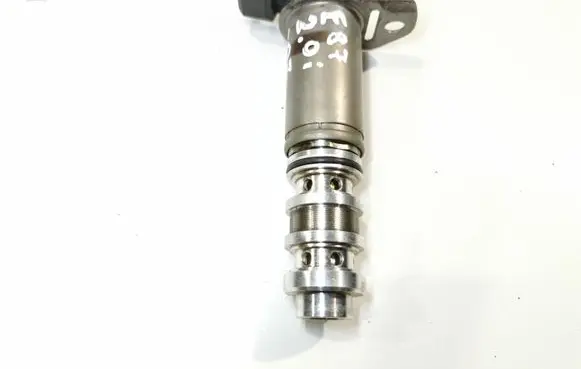 BMW 1 E81 E87 Camshaft vanos timing valve 11367584115 7584115