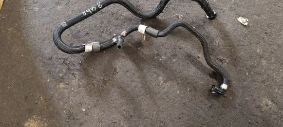 BMW 5 GT F07 Fuel line pipe 7799999