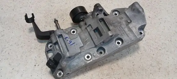 BMW 3 E90 E91 Generator/alternator bracket 8506863 174786