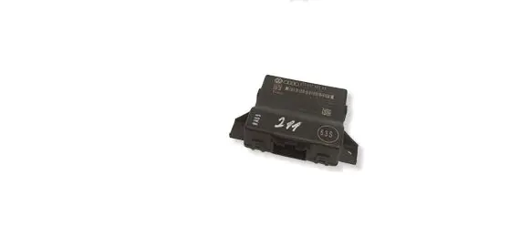 Audi A5 8T 8F Gateway control module 8T0907468H