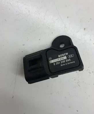 Ford Focus Air pressure sensor 0261230044