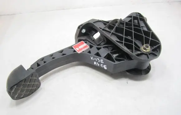 Audi A3 S3 8P Clutch pedal 1K1721059BT
