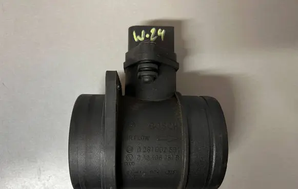 Audi A3 S3 8P Mass air flow meter 038906461B 0281002531