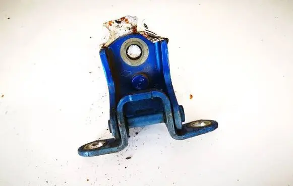Nissan Note (E11) Rear door lower hinge