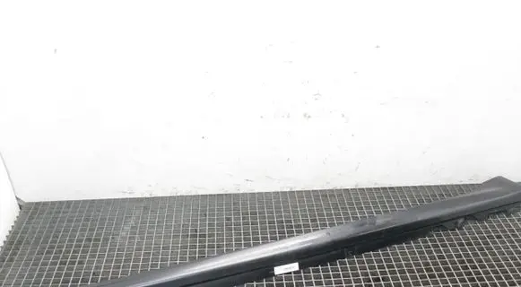 BMW 5 G30 G31 Sill 8064743