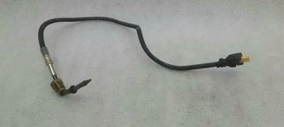 Mercedes-Benz E W213 Exhaust gas temperature sensor A0009059704
