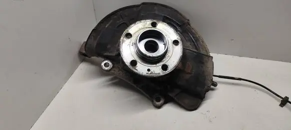 Volvo XC70 Front wheel hub spindle knuckle 9461943