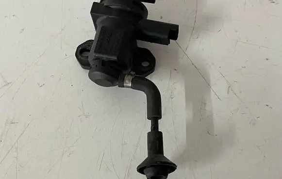Citroen C8 Turbo solenoid valve 9635704380