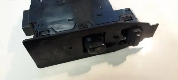 Volvo V70 Electric window control switch 30658147