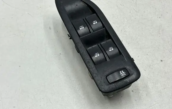 Renault Laguna II Electric window control switch 26515