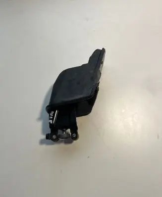 Opel Combo E Sliding door middle roller runner 9816964480