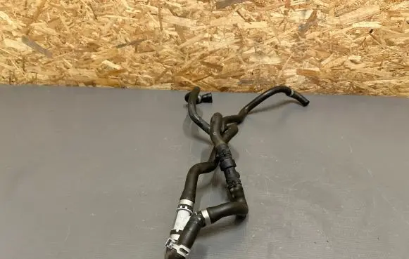 Volvo XC90 Engine coolant pipe/hose 31368185