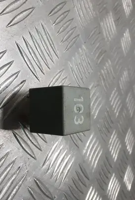 Volkswagen Golf IV Other relay 357911253