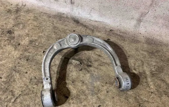 Mercedes-Benz ML W164 Front upper control arm/wishbone KAG94592