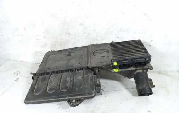Mazda 2 Air filter box 014140-2440