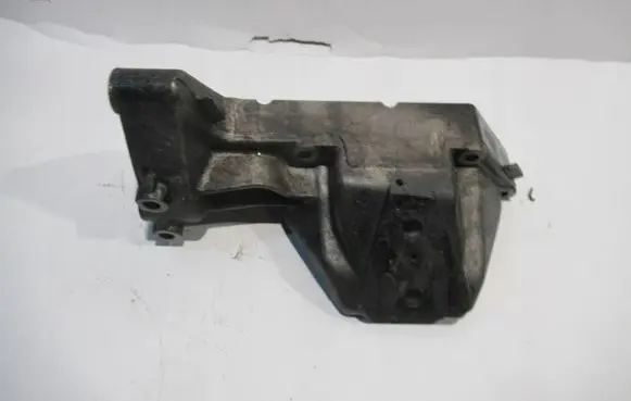 Iveco Daily 6th gen Engine mounting bracket 500394621