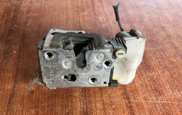 Fiat Multipla Rear door lock