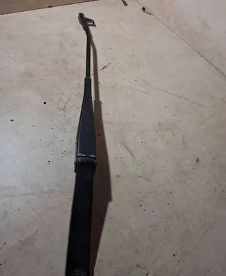 Ford Focus Front wiper blade arm 4M5117526AC