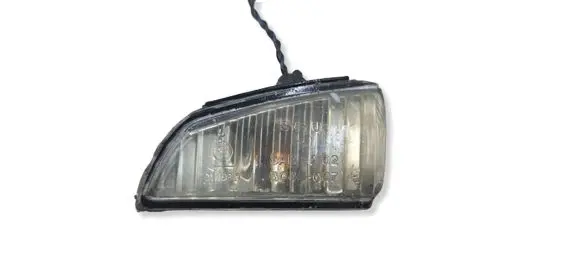 Volvo V50 Mirror indicator light 3040007