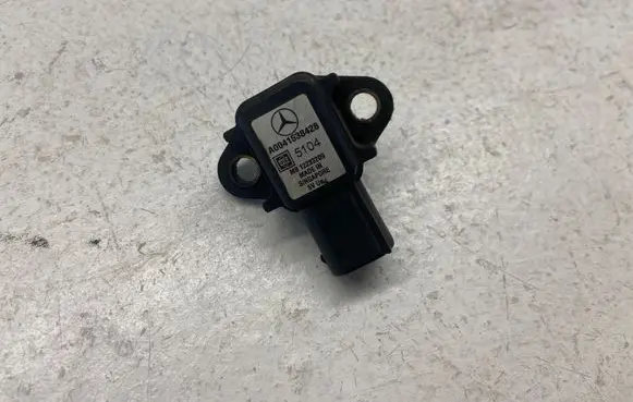 Mercedes-Benz ML W164 Air pressure sensor A0041538428 5104 12233209