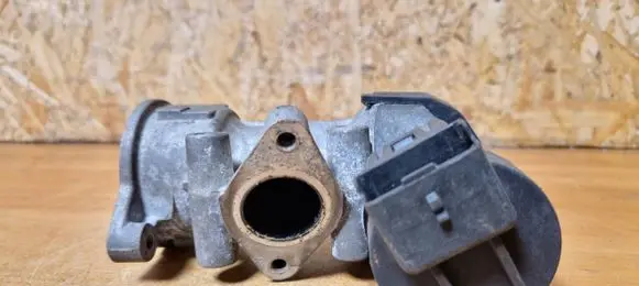 Citroen C4 I EGR valve 9656612380